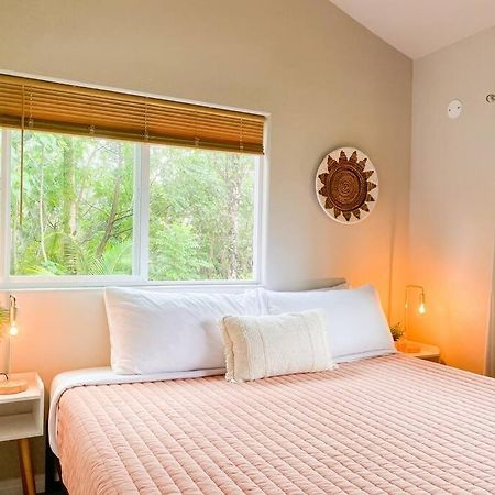 Hibiscus Hale, Full Kitchen, King Bed, Parking Apartment Keaau ภายนอก รูปภาพ