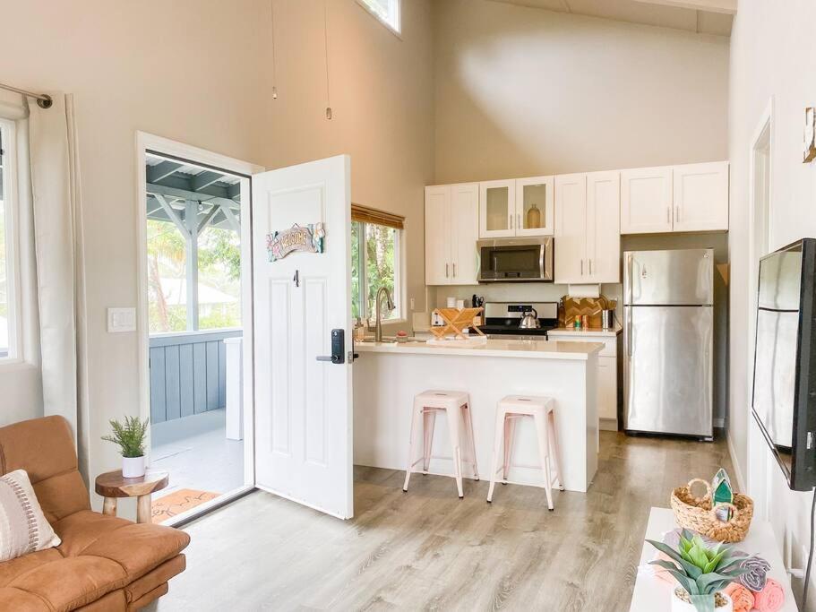 Hibiscus Hale, Full Kitchen, King Bed, Parking Apartment Keaau ภายนอก รูปภาพ